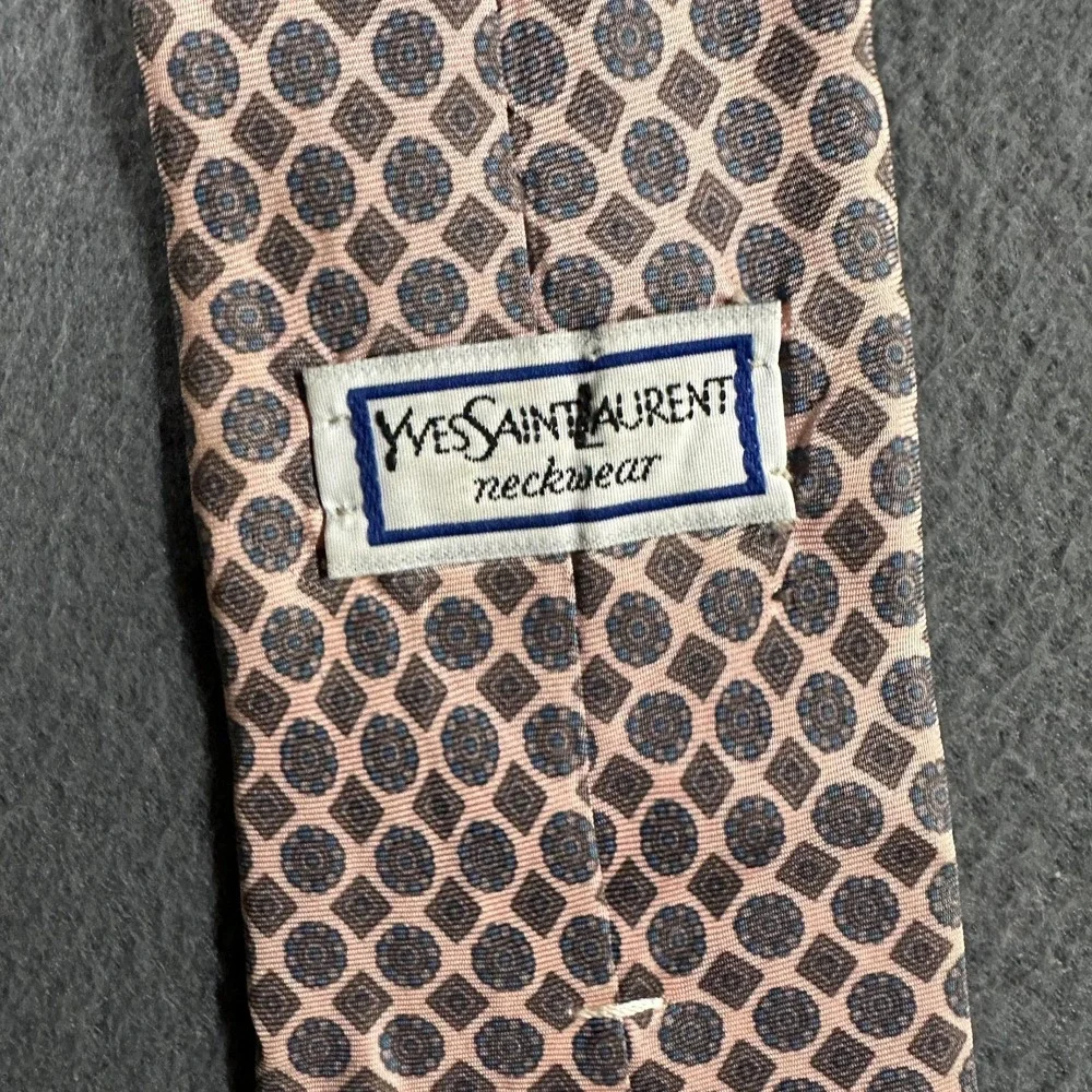 Vintage Yves Saint Laurent Tie Mens One Size Pink Silk‎ Geometric Jacquard USA